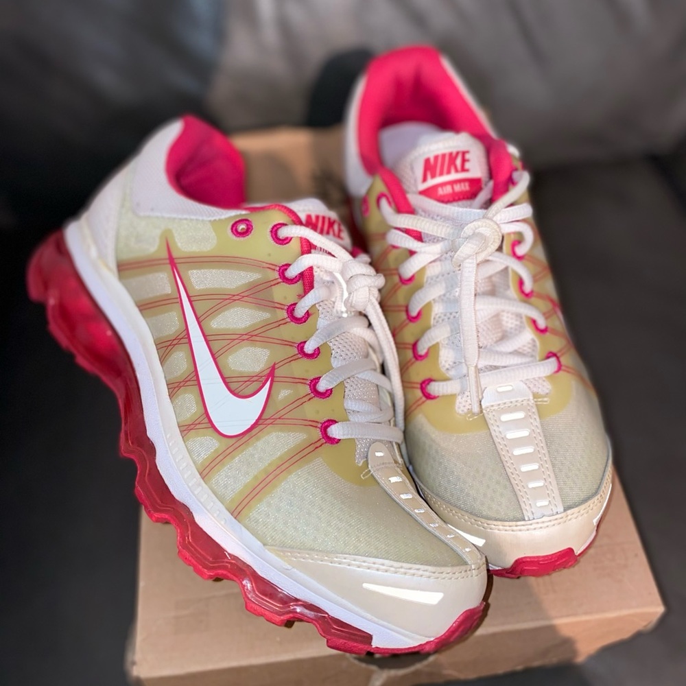 Womens Air Max +2009